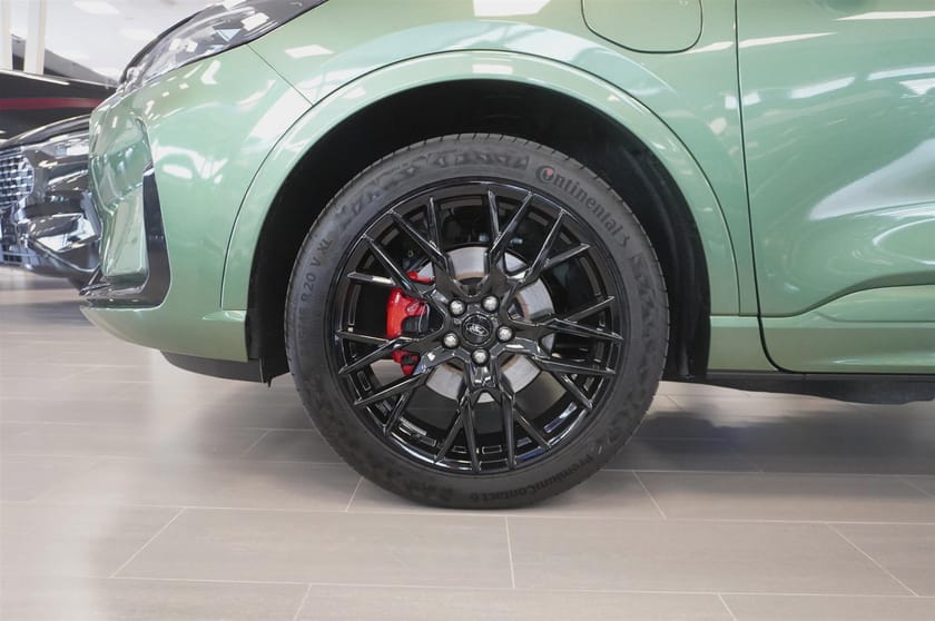 Bild 3 av Ford Kuga Plug-In Hybrid ST-Line X 2.5 FWD 243hk Black Edition CVT