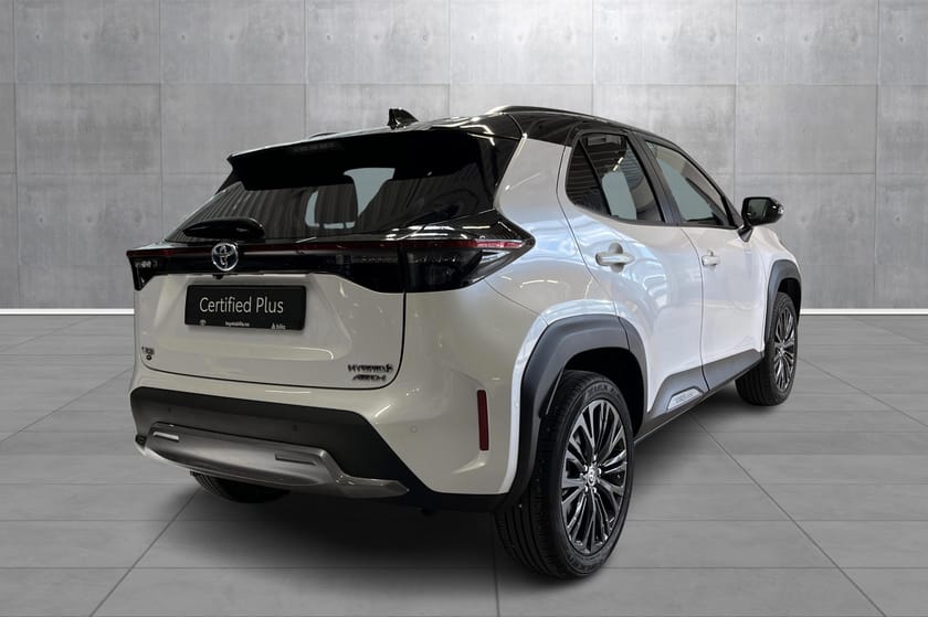 Bilde 5 av Toyota Yaris Cross Hybrid AWD-i Excutive Bitone AWD , Rentekamp 6.25% med 35%EK