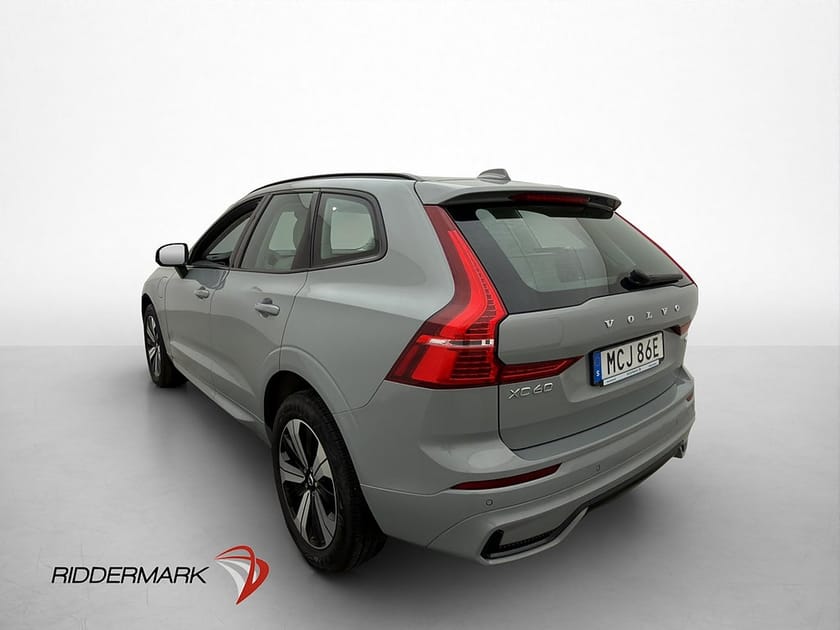 Bild 5 av Volvo XC60 Recharge T6 AWD Plus Dark Pano Värmare Kamera