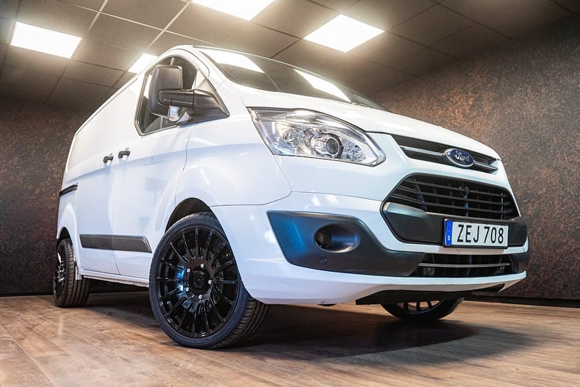 Bild 3 av Ford Transit Custom 270 2.0 TDCi | MOMS | 20" | Värm | 1343 kr/mån