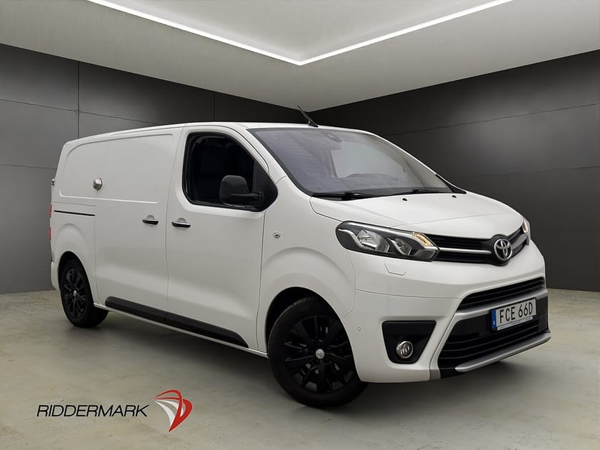 Bild 1 av Toyota Proace L2 177hk Ny-Kamrem Värm Drag B-Kam 2xDörr Moms