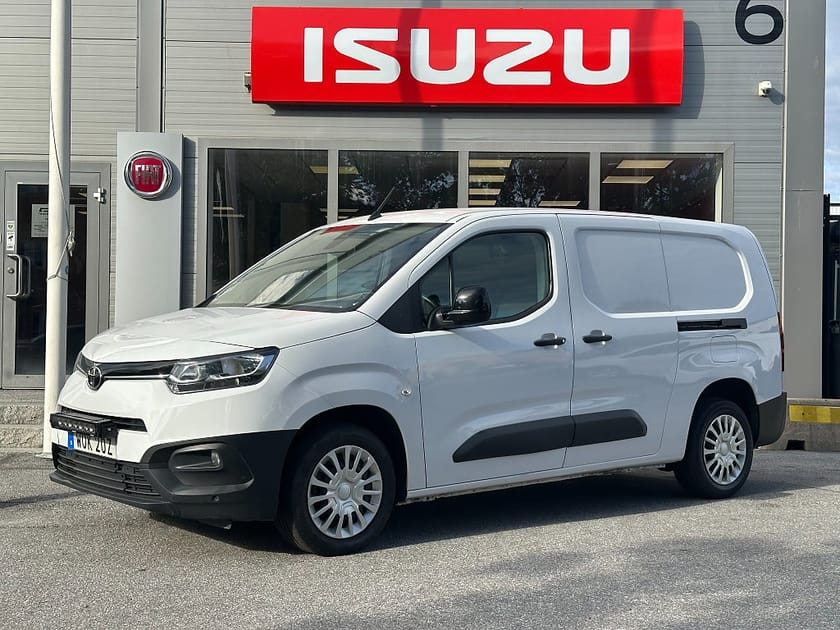 Bild 1 av Toyota ProAce City 130hk Aut L2 | 3 års garanti | 2X SKJUTDÖRR | DRAG