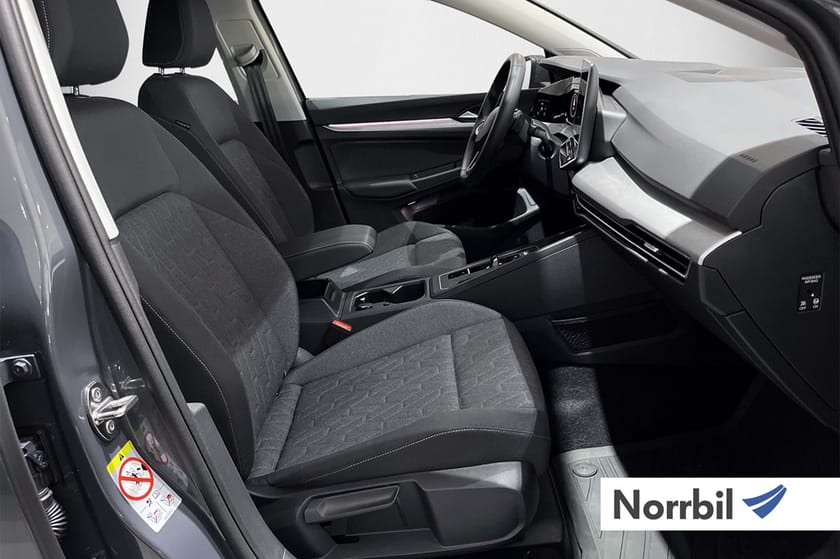 Bild 5 av Volkswagen Golf Sportscombi Life eTSI 150 DSG Drag/Värmare LÅGMILARE