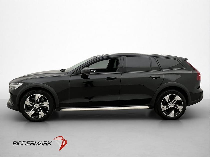 Bild 4 av Volvo V60 Cross Country B4 AWD Panorama Kamera Drag CarPlay