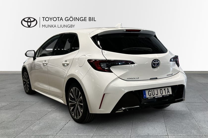 Bild 3 av Toyota Corolla Hybrid 1,8 140 hk Style Vinterhjul