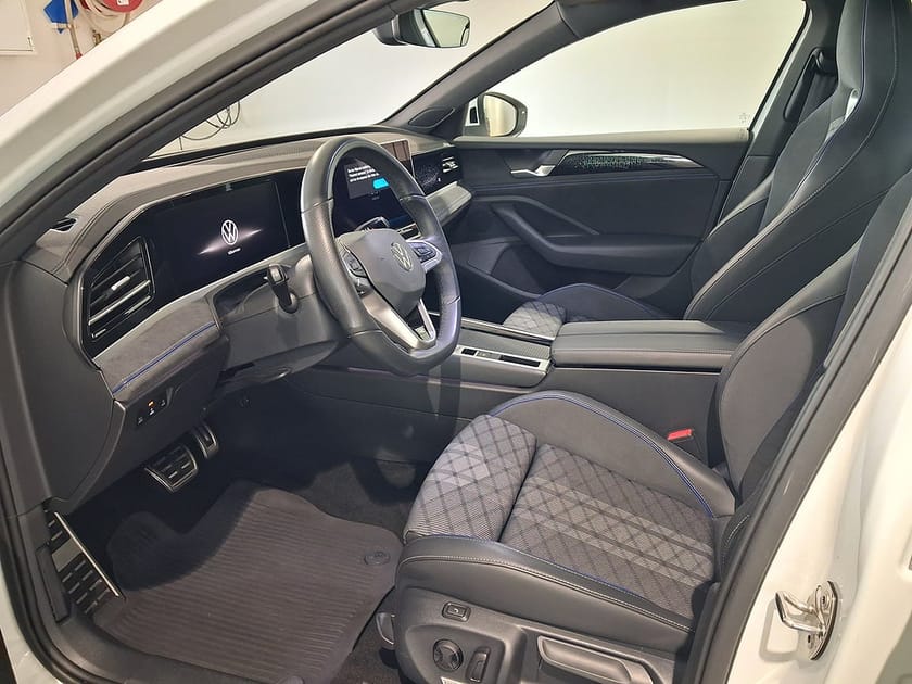 Bild 3 av Volkswagen Passat Sportscombi 4MOTION R-LINE TDI 193HK 4x4