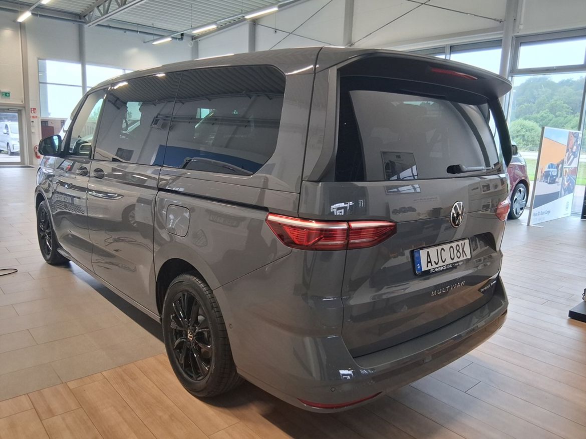 Volkswagen Volkswagen Multivan eHybrid 4M — bild 4