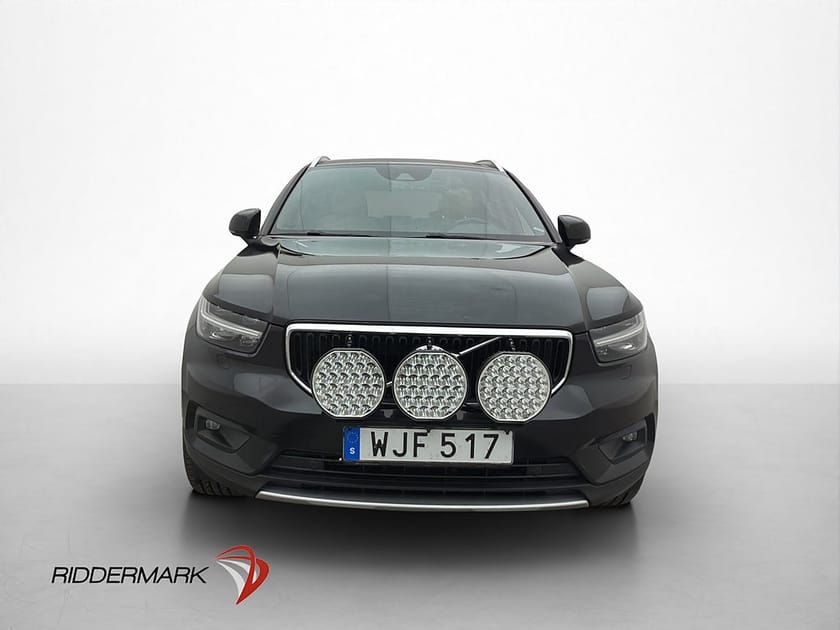 Bild 2 av Volvo XC40 D4 AWD Momentum Värmare Kamera Skinn VOC