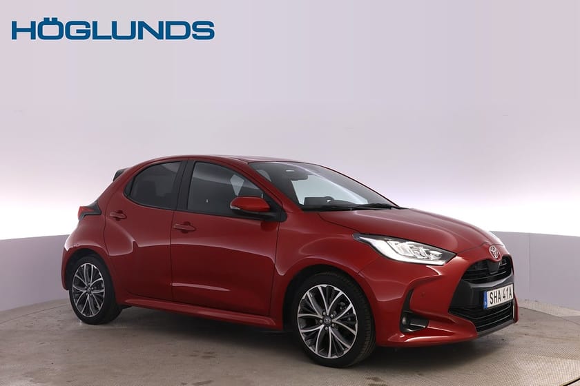 Bild 2 av Toyota Yaris Hybrid CVT 1.5 130 STYLE V-HJUL MOMS