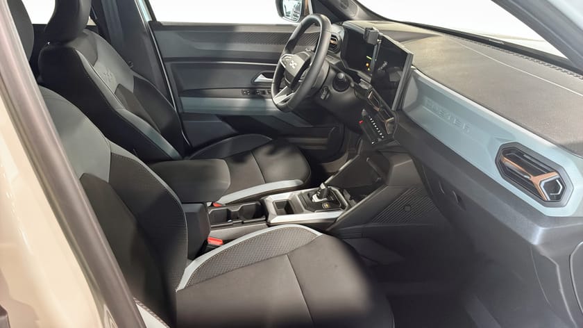 Bild 3 av Dacia Duster Hybrid 155