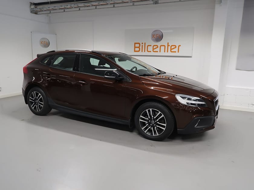 Bild 4 av Volvo V40 Cross Country T4 Business Advanced V-Däck ingår Drag-Kamera-Värmare-K