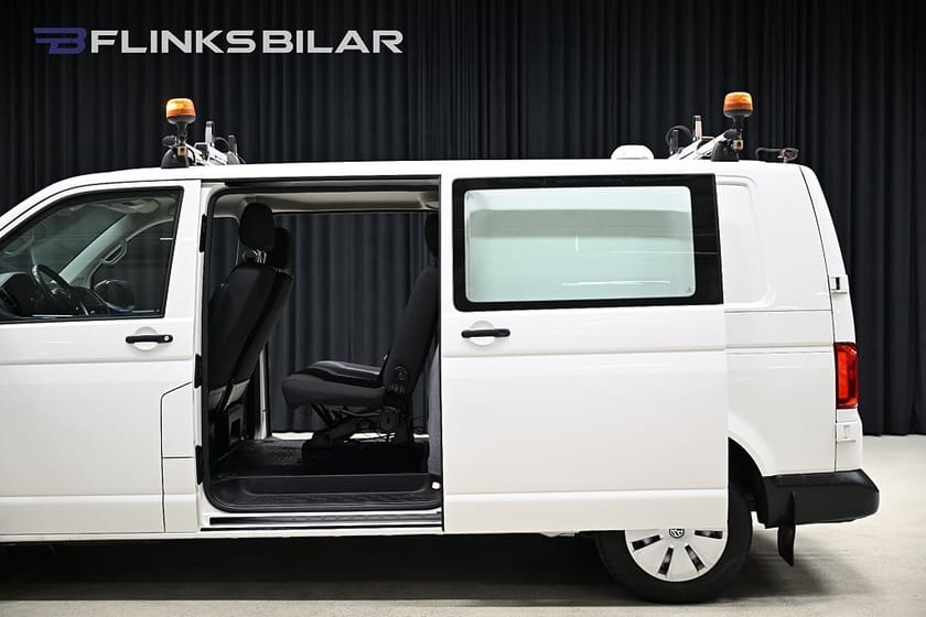 Bild 4 av Volkswagen Transporter Kombi 4Motion 150HK Dubbelhytt||Inredd|Lågmil|EnÄgare|SeUtr!!