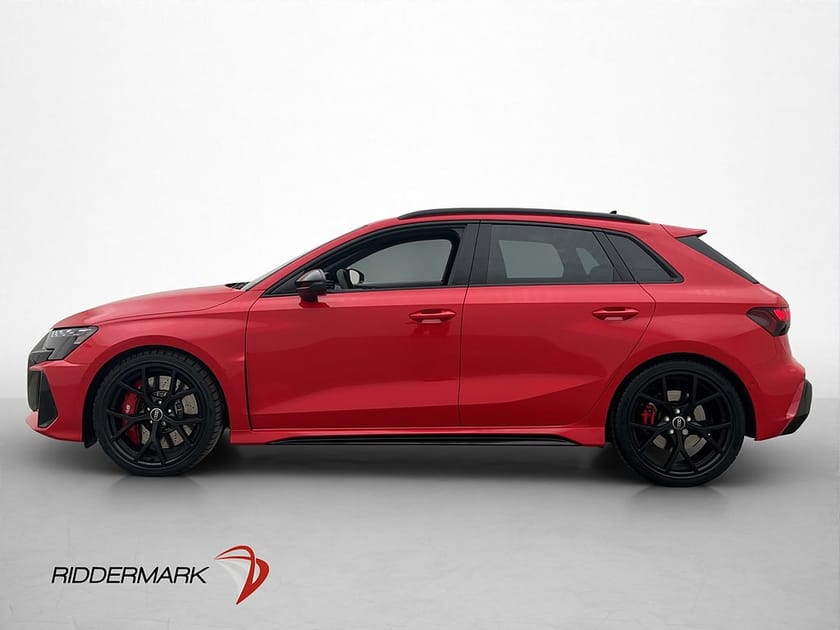 Bild 4 av Audi RS3 Sportback 2.5 TFSI 400hk Quattro 360° Sonos  HUD CarPlay Navi