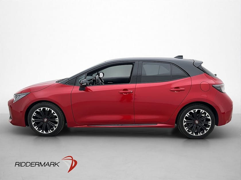 Bild 4 av Toyota Corolla Hybrid GR Sport Kamera CarPlay Rattvärme BLIS