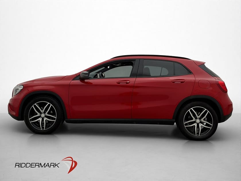 Bild 4 av Mercedes-Benz GLA 200 156hk Urban Line Pano Kamera Sätesvärm