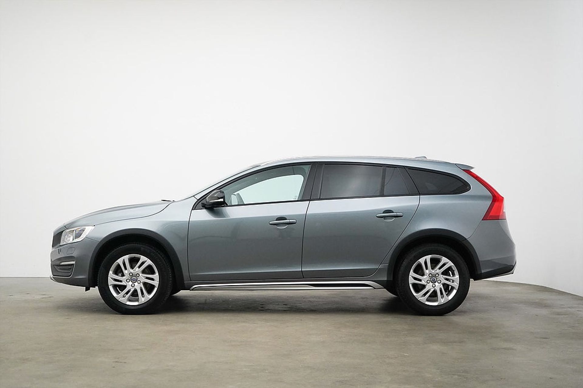 Volvo V60 Cross Country D3 2017, bild 4/10