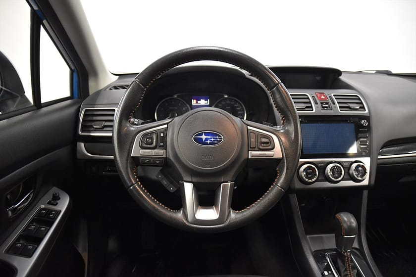 Bild 2 av Subaru XV 2.0 4WD Aut Drag Skinn Bluetooth Taklucka B-kam 150hk