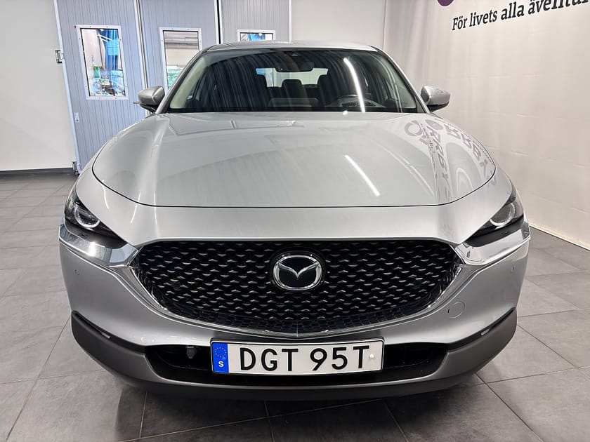 Bild 2 av Mazda CX-30 2.0 M Hybrid 150Hk Aut Nav Head-Up V-Hjul Motorvärmare