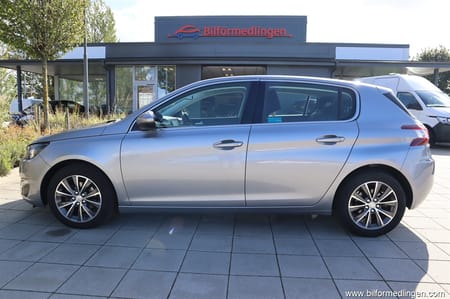 Peugeot 308 BlueHDi 5dr 120hk Allure Aut Svensksåld