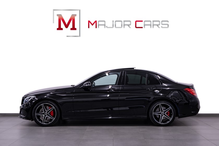 Bild 3 av Mercedes-Benz C 220 d AMG Night Pano GTR Ambient Kamera Carplay