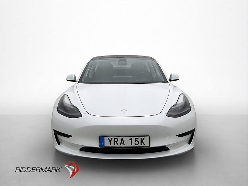 Bild 2 av Tesla Model 3 Standard Range Värmare Autopilot MOMS