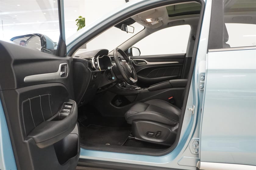 Bild 2 av MG ZS EV 45kWh Luxury Aqua Cyan