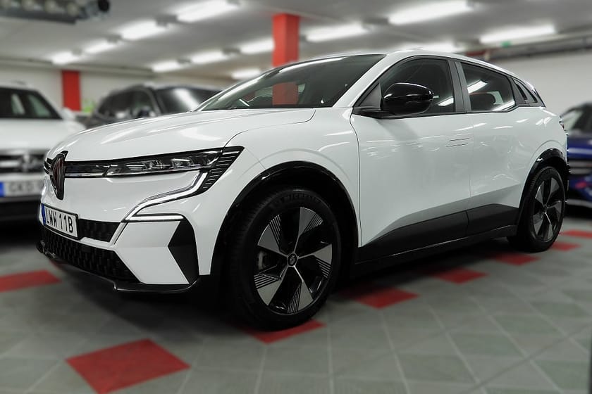 Bild 4 av Renault Mégane E-TECH 60 kWh Lång Range Dragkrok Backkamera Carplay