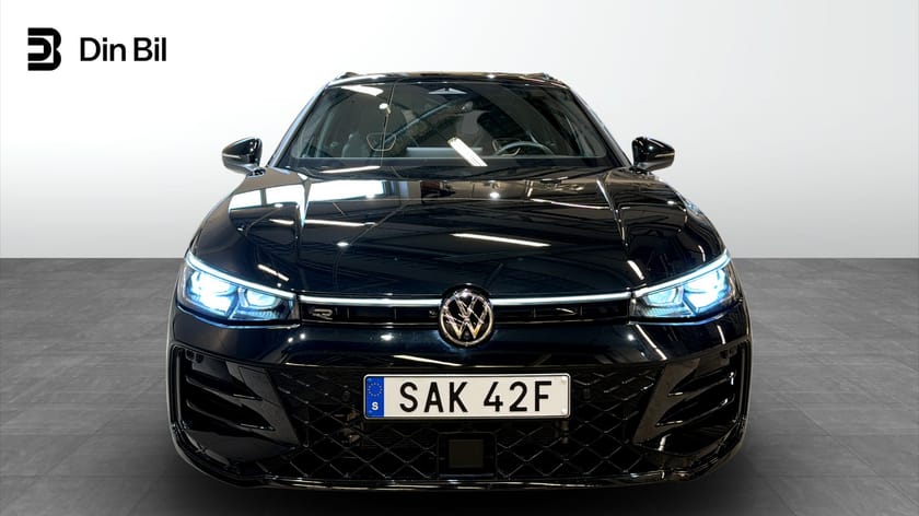 Bild 4 av Volkswagen Passat Variant eHybrid R-Line Black DSG Edition
