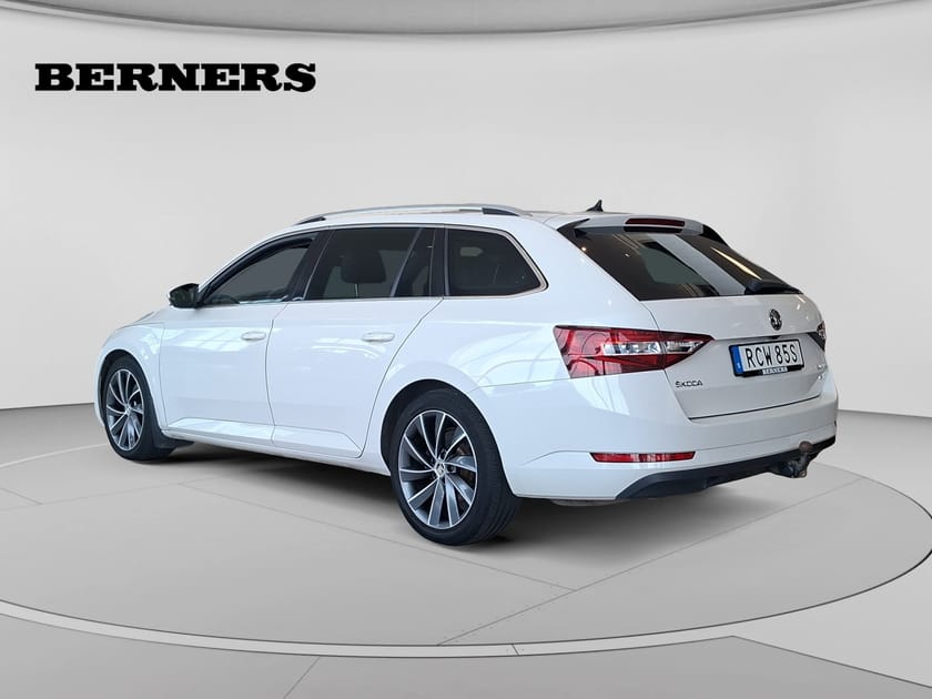 Bild 3 av Škoda Superb Kombi L&K 2,0 TDI 190 DSG 4X4