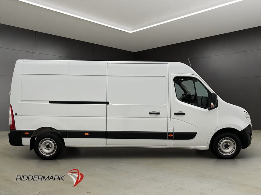 Bild 2 av Nissan Interstar Skåpbil L3H2 2.3dCi Värmare Dragkrok Kamera Moms