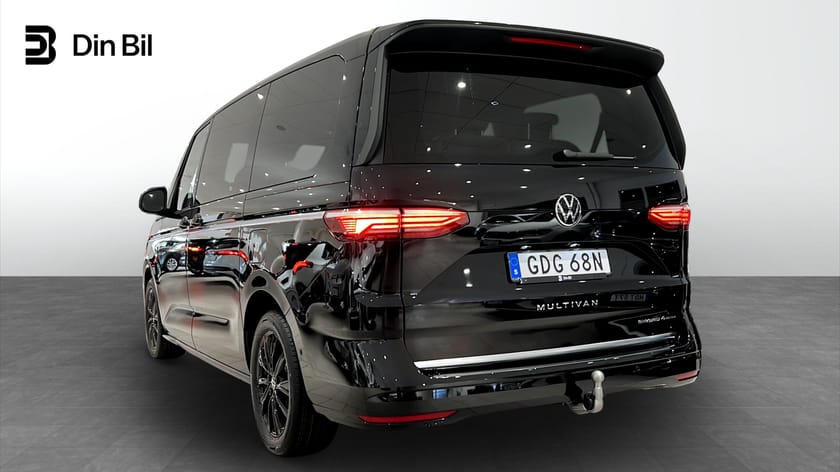 Bild 3 av Volkswagen Multivan eHybrid 4M STYLE HJULBAS: 3124 MM LÅNGT ÖVERHÄNG MOT