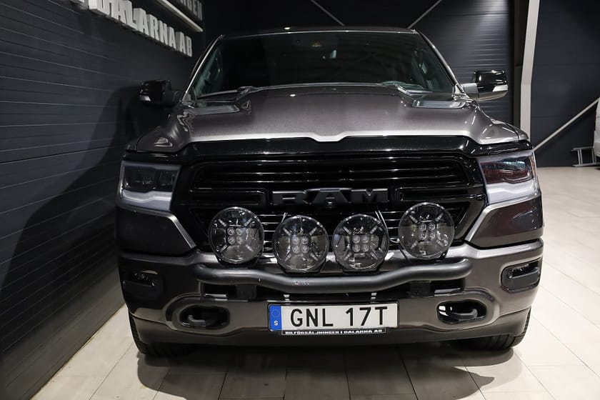Bild 2 av RAM 1500 Crew Cab