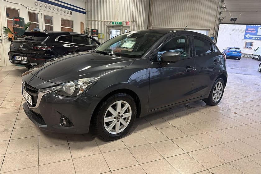 Bild 1 av Mazda 2 5-dörrar 1.5 / PDC / SUPERDEAL 3.95% / BT