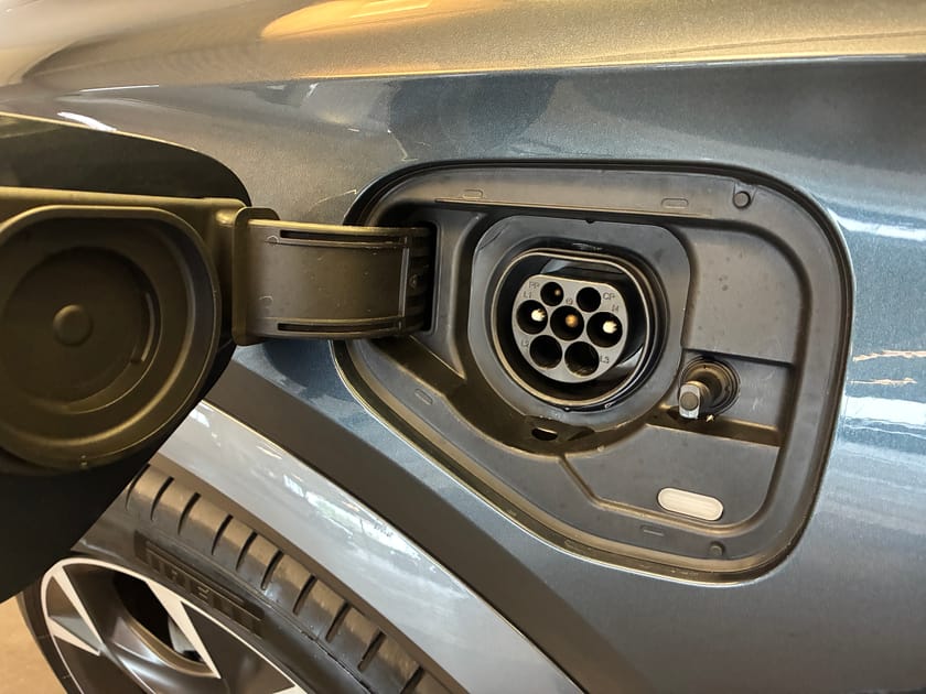 Bild 5 av CUPRA Formentor e-Hybrid / Keyless / Backkamera / Rattvärme / Parkeringssensorer /