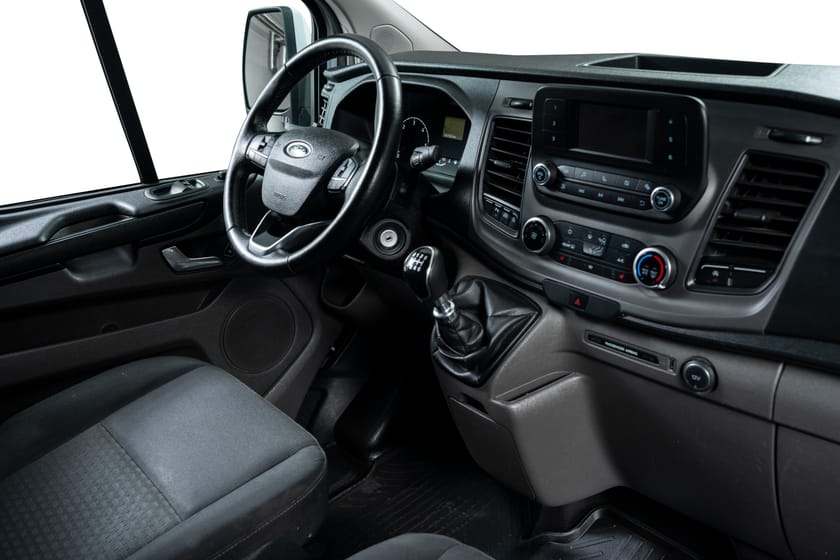 Bilde 2 av Ford Transit Custom 340 L2 Trend EcoBlue 130hk 2.0l | Krok |  Dieselvarmer