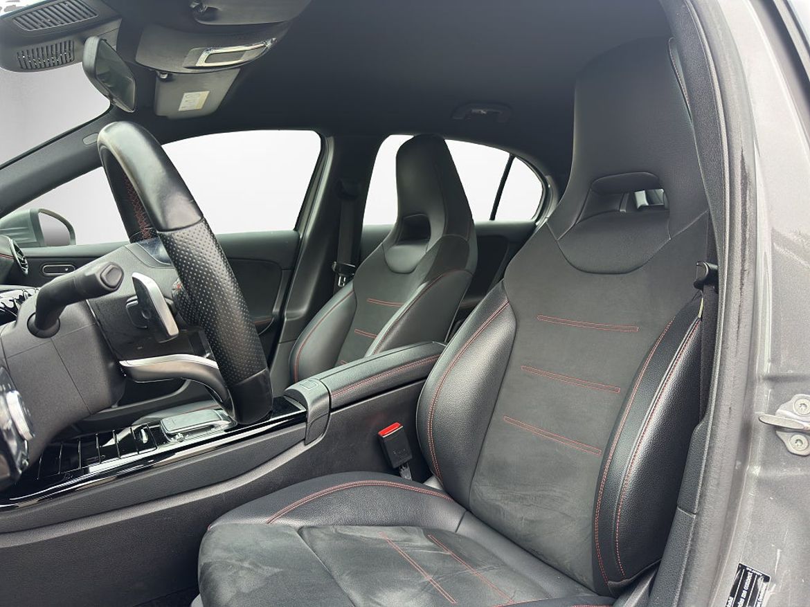 Mercedes-Benz A 180, bild 9 av 20