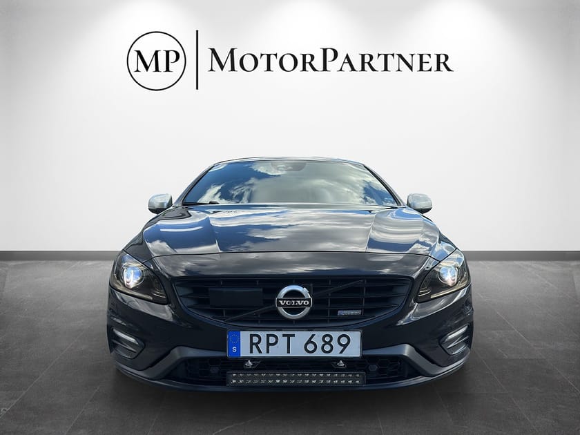 Bild 2 av Volvo S60 D4 Geartronic R-Design Taklucka Värmare 181hk