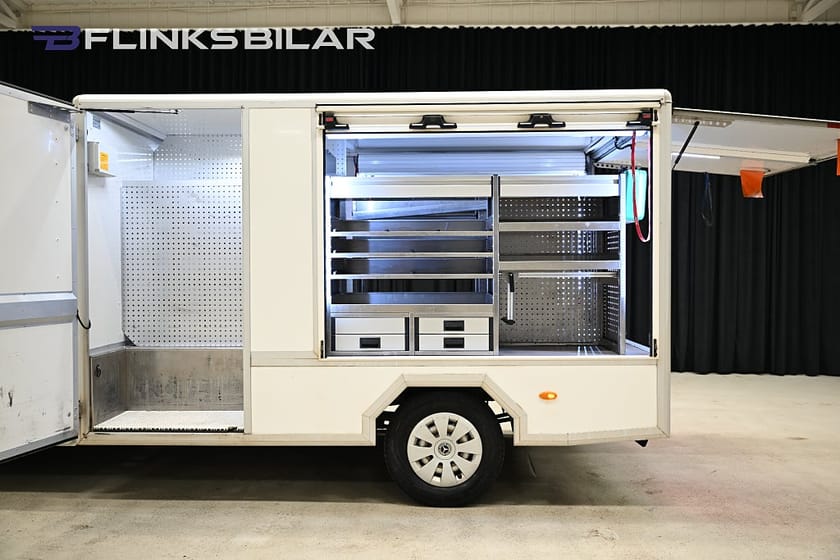 Bild 2 av Mercedes-Benz Sprinter 316 CDI Chassi Servicebil|Solceller|Aluca-Inredning|EnÄgare|Moms