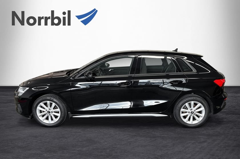 Bild 4 av Audi A3 Sportback 30 TFSI 110HK Proline, Carplay, Sportstolar