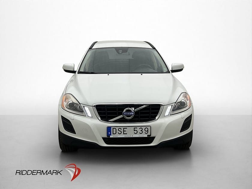 Bild 2 av Volvo XC60 D4 AWD Momentum VOC Värmare Skinn Elstol Dragkrok