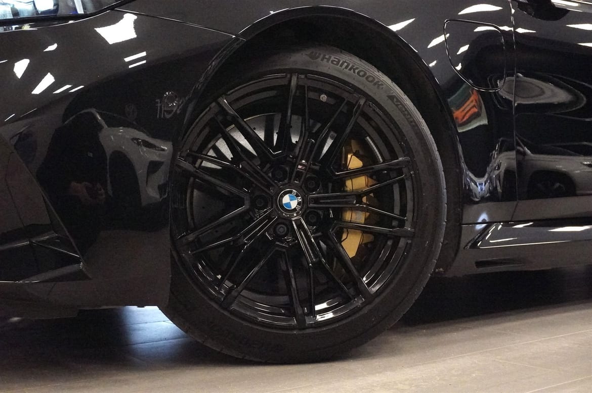BMW M5 Steptronic, 727hk, 2025