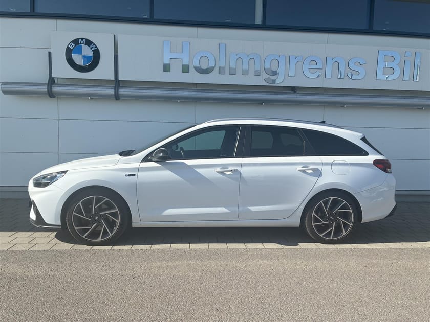 Bild 3 av Hyundai i30 Kombi 1.5 T-GDi DCT N-Line Drag 1 Ägare