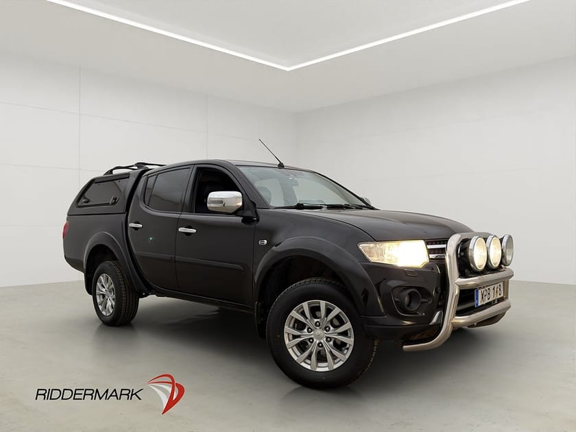 Bild 3 av Mitsubishi L200 Dubbelhytt 178hk 4x4 Värmare Dragkrok Skinn Kåpa Moms