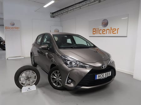 Toyota Yaris 5-d 1.5 V-Däck ingår Backkamera-Bluetooth-Farthållare-H