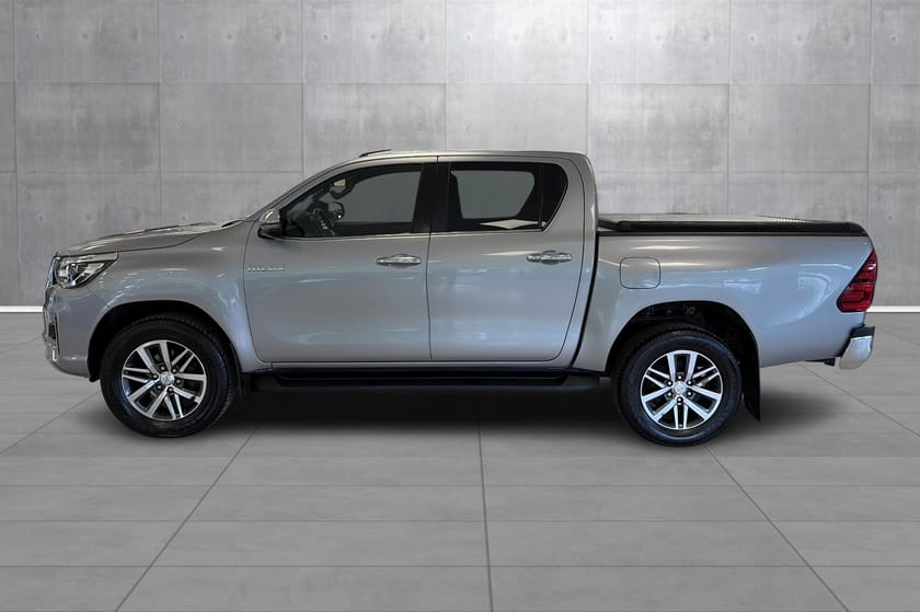 Bilde 2 av Toyota Hilux Dobbelcab /PLANLOKK/VELHOLDT/RYGGELYS/TOPPMODELL/DEFA/