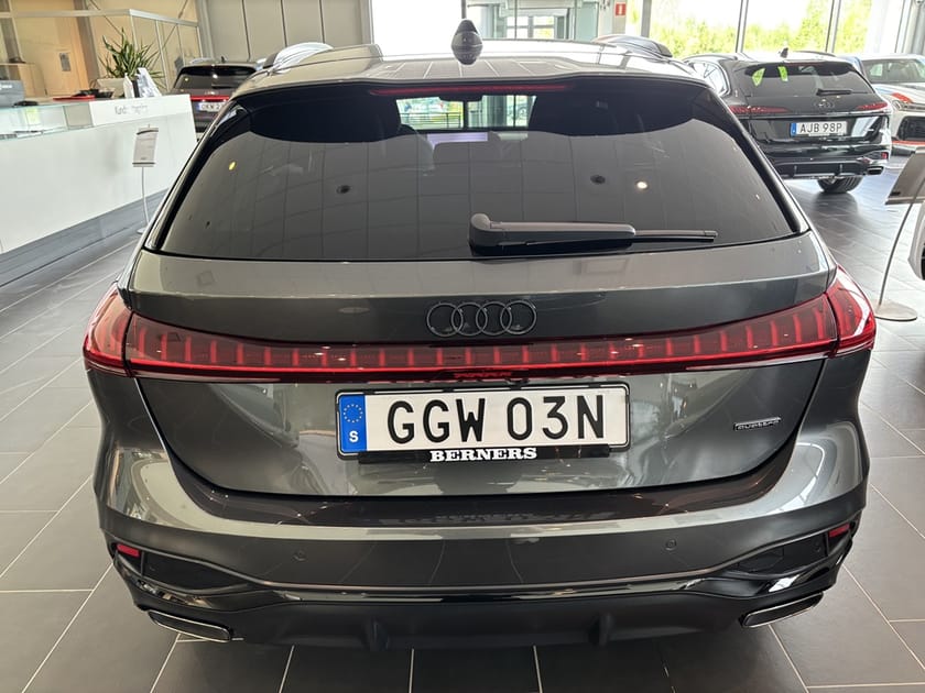 Bild 4 av Audi A5 Avant e-hybrid quattro S line Black Optik Evolution 299h