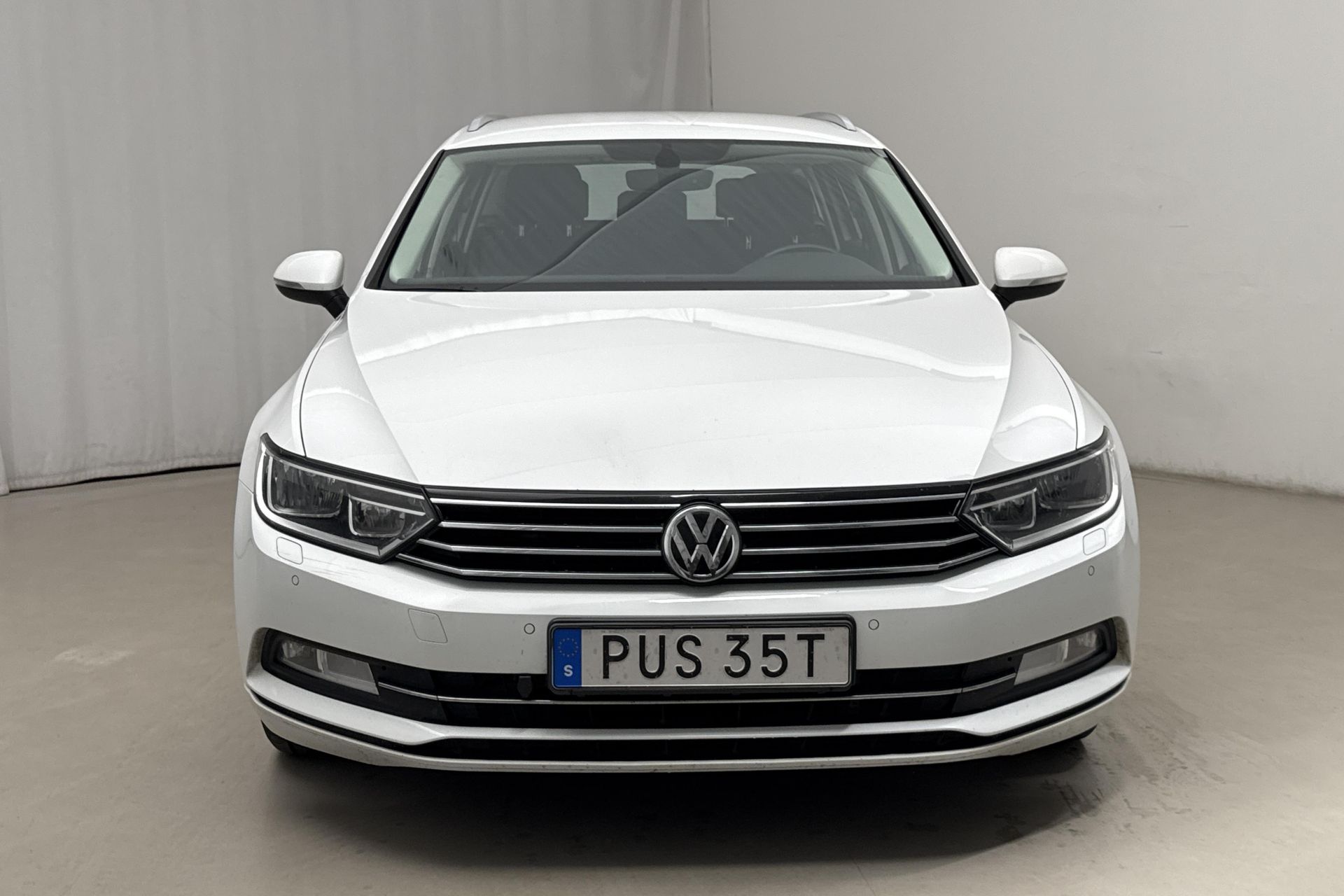 Volkswagen Passat 2019, bild 5/10