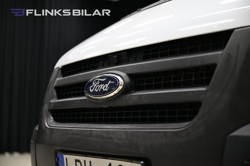 Bild 3 av Ford Transit T350 Chassis Dubbelhytt
