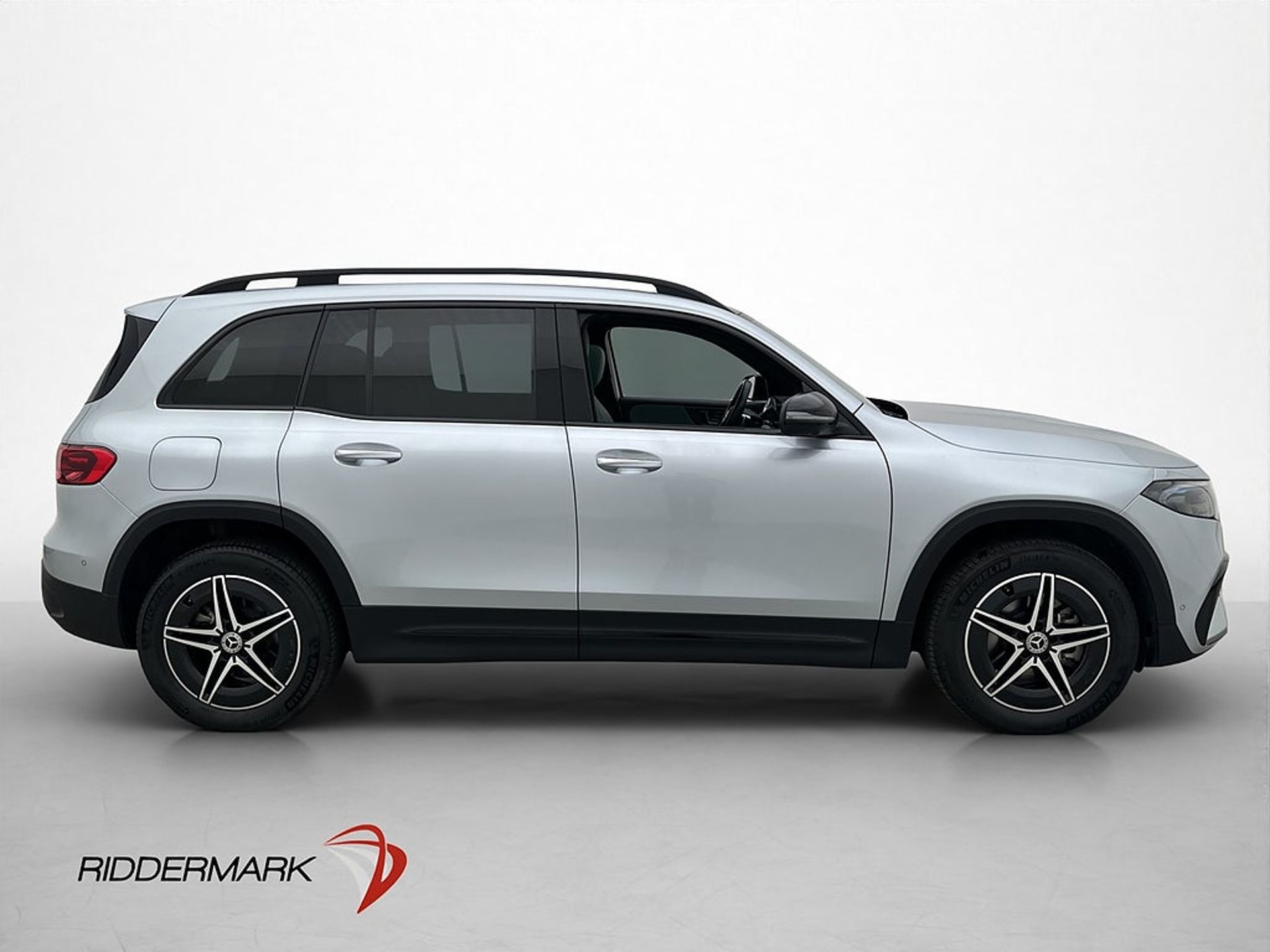 Mercedes-Benz EQB 250+ AMG Line Adv 2025, bild 6/10