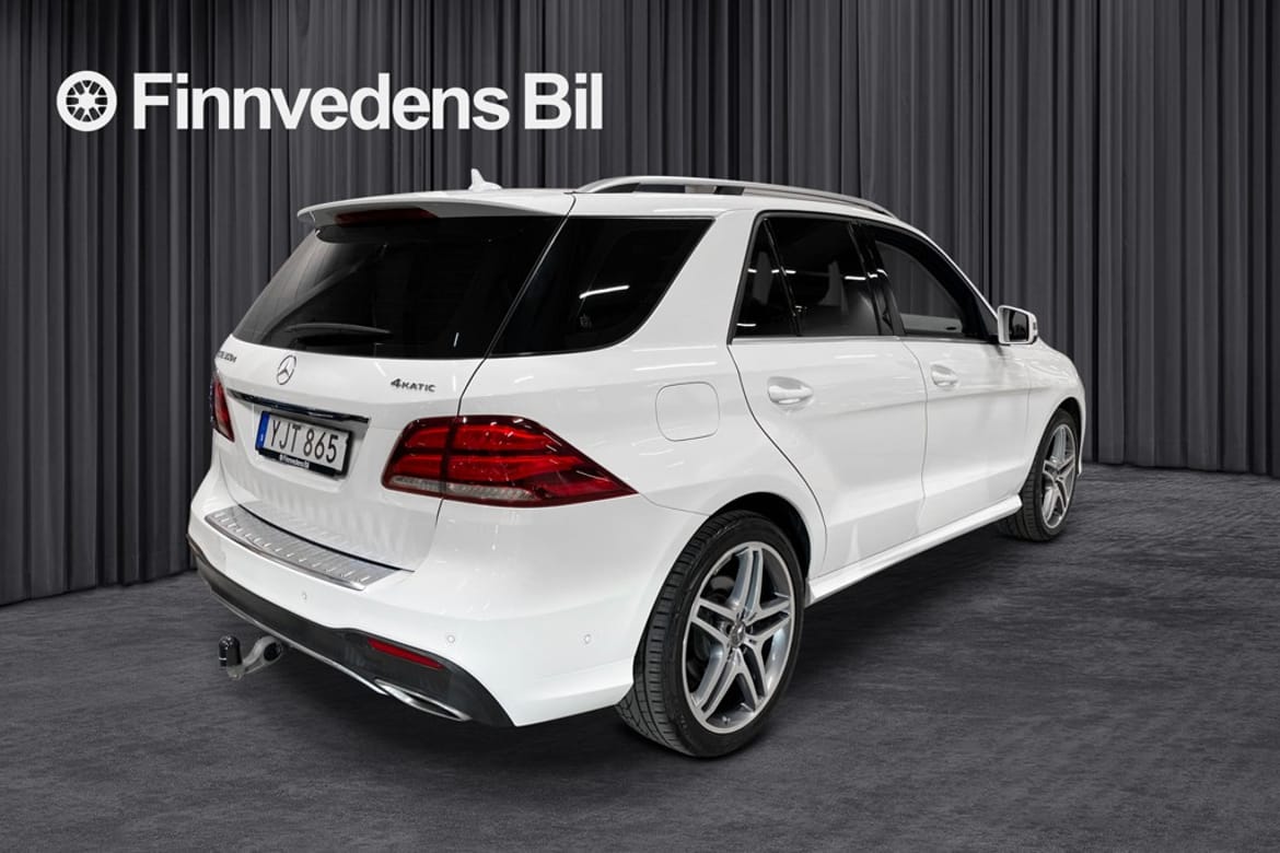 Mercedes-Benz GLE 2017 - miniatyr 4